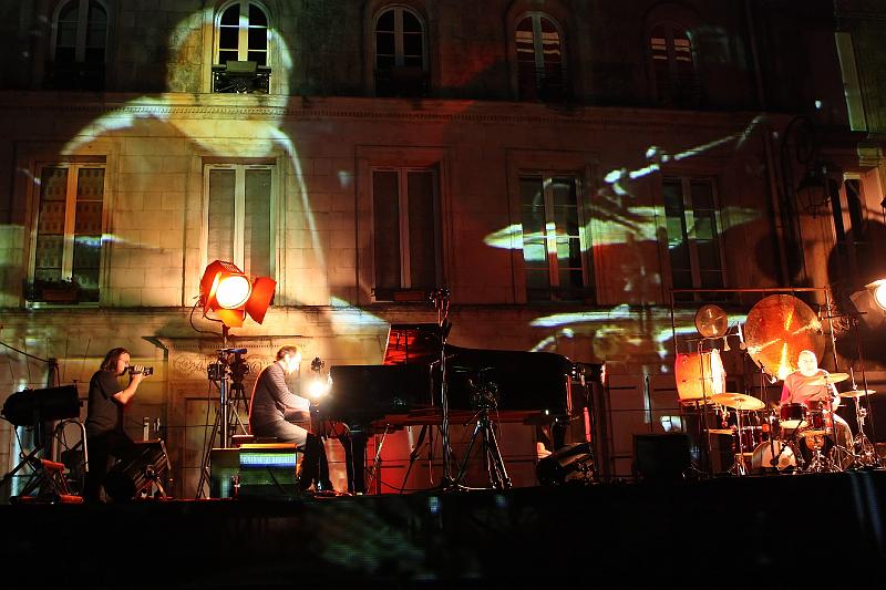 Patrimoine2008 Tonnay Chte spectacle O Histoires_012.jpg